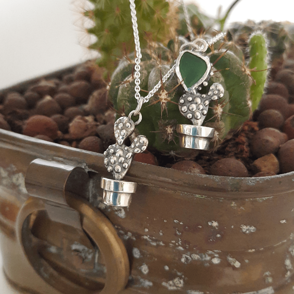 Silver cactus pendant handmade by VerdeRame Jewels