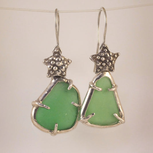 Starfish earrings made with sterling silver and sea glass by VerdeRame Jewels