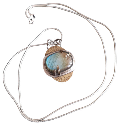 Labradorite and mixed metals pendant handmade by VerdeRame Jewels