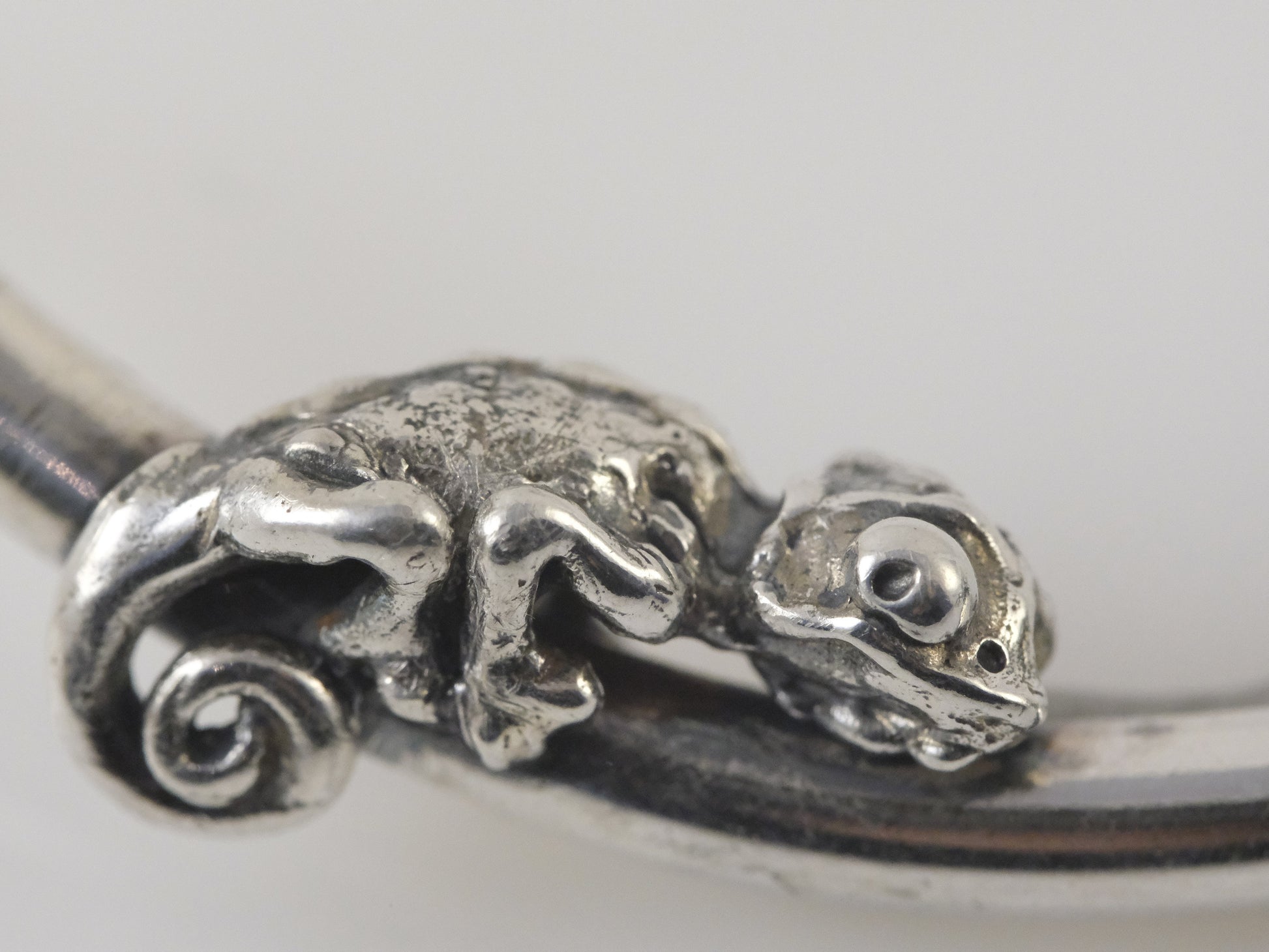 Detail of sterling silver chameleon pendant - necklace animal jewellery