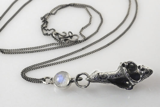 Handmade silver sea shell pendant with rainbow moonstone by VerdeRame Jewels
