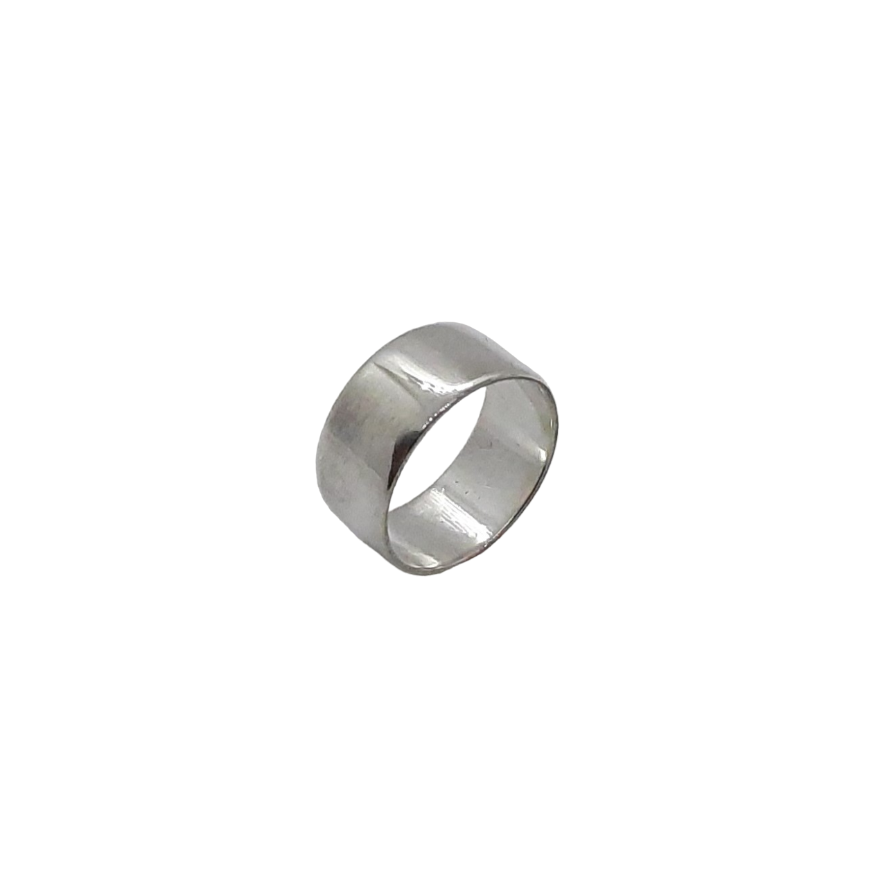 Handmade polished sterling silver band ring by VerdeRame Jewels